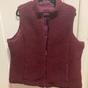 Reversible fleece vest